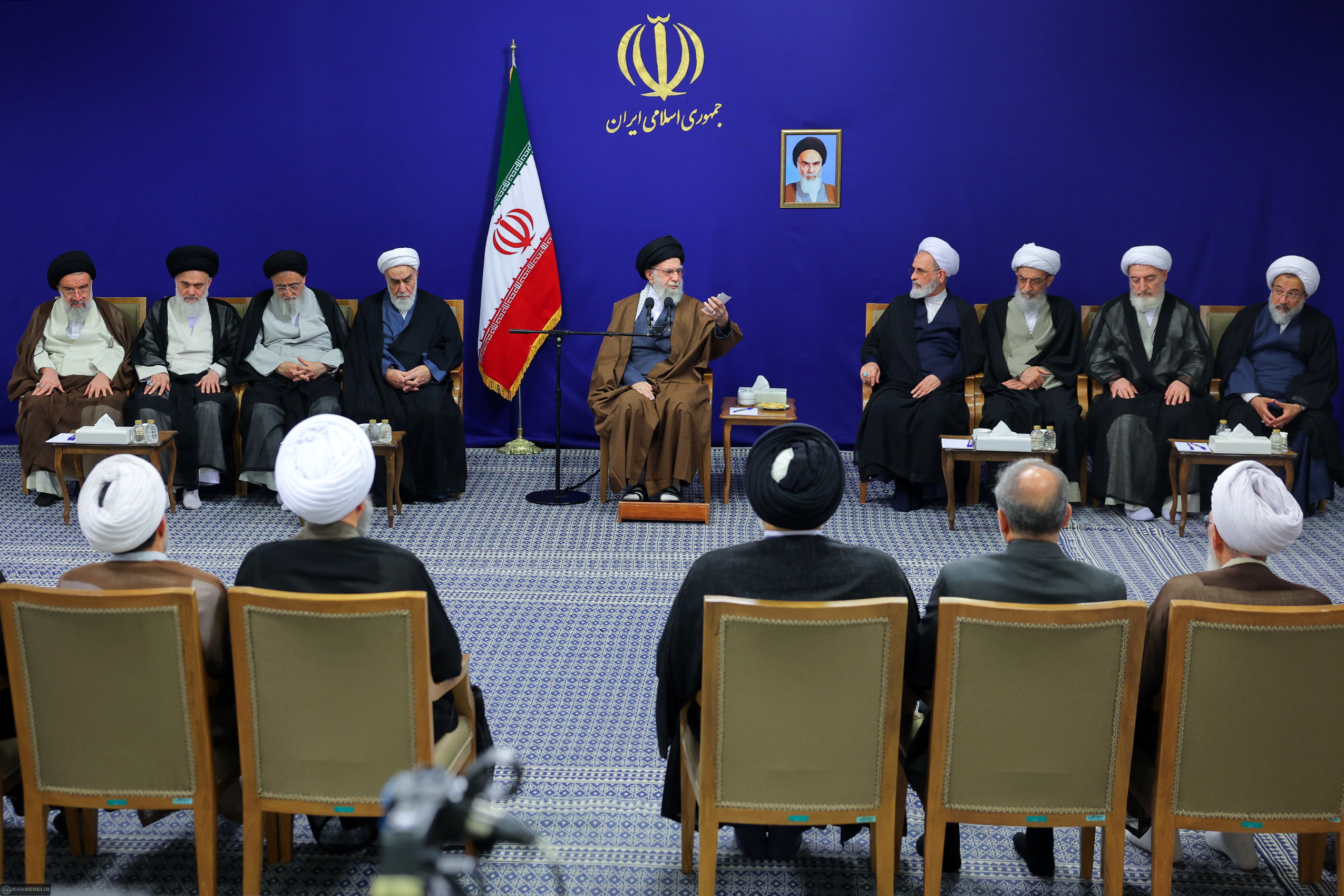 رهبر انقلاب: تشکیل حکومت اسلامی بر پایه ولایت در مقابل استبداد از ارکان اندیشه سیاسی علامه نائینی بود