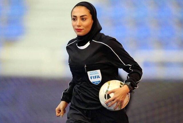 یک زن داور جام ملتهای مردان آسیا بود/ حجاب مانع موفقیتهایم نبود