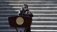 واکنش سخنگوی دولت به تصویر منتشر شده از وی در حال نشان دادن نماد قلب؛ یادگرفتم درستش را نشان دهم