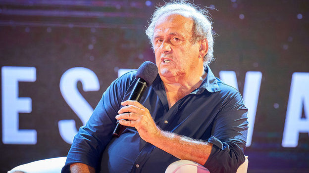 بازیکنان فوتبال باید به 10 نفر کاهش پیدا کند