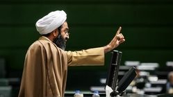 نقدعلی: دولت باید بداند که اجرای برنامه هفتم صرفاً با ارائه گزارش پیش نمی‌رود