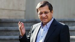 همتی: احتمال ورود اقتصاد ایران به ابرتورم بسیار ضعیف است