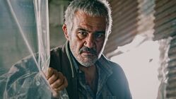 عکس | مهران غفوریان خطاب به یک زن: من را ببخش! / این زن کیست؟
