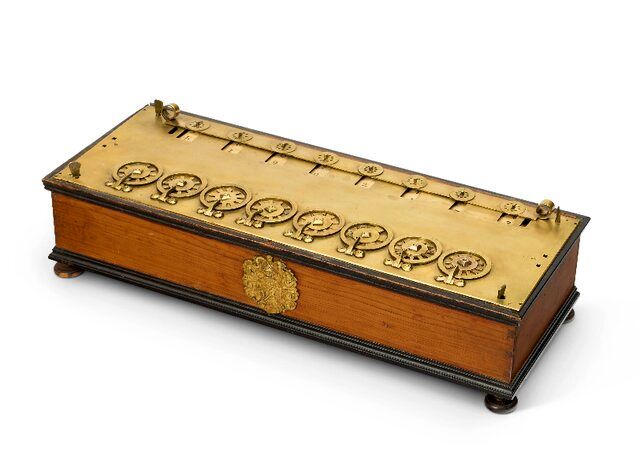 نخستین ماشین‌حساب جهان به حراج گذاشته شد