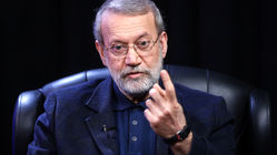  لاریجانی: این حرف ترامپ که می‌گوید  از قدرت صلح ایجاد کنم  مثل حرف هیتلر است