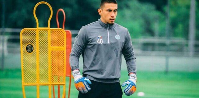 دروازه‌بان الجزایری با پرسپولیس به توافق رسید