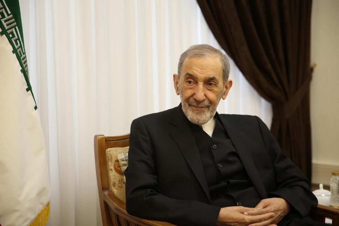 توصیه ولایتی به ترکیه: از راهی که در پیش گرفته‌اید بازگردید