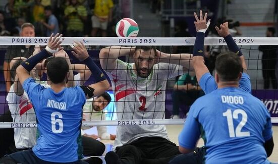 مردان والیبال نشسته ایران برابر ژاپن به پیروزی رسیدند