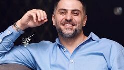 عکس | ظاهر جدید علی ضیا با سبیل!