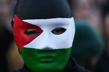 عکس | شبکه 3 در پی اعتراضات دانشجویان آمریکا زیرنویس جالبی پخش کرد