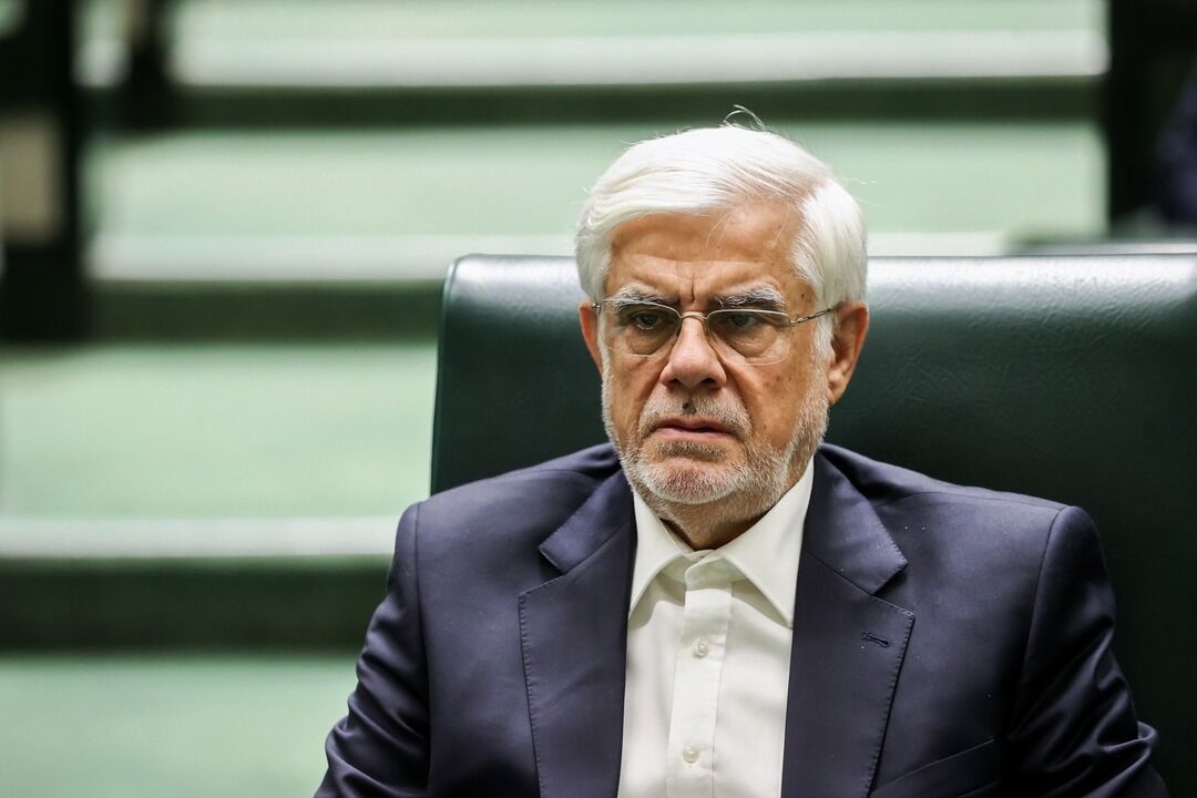 ادای احترام عارف به شهیدان لاریجانی و موسوی