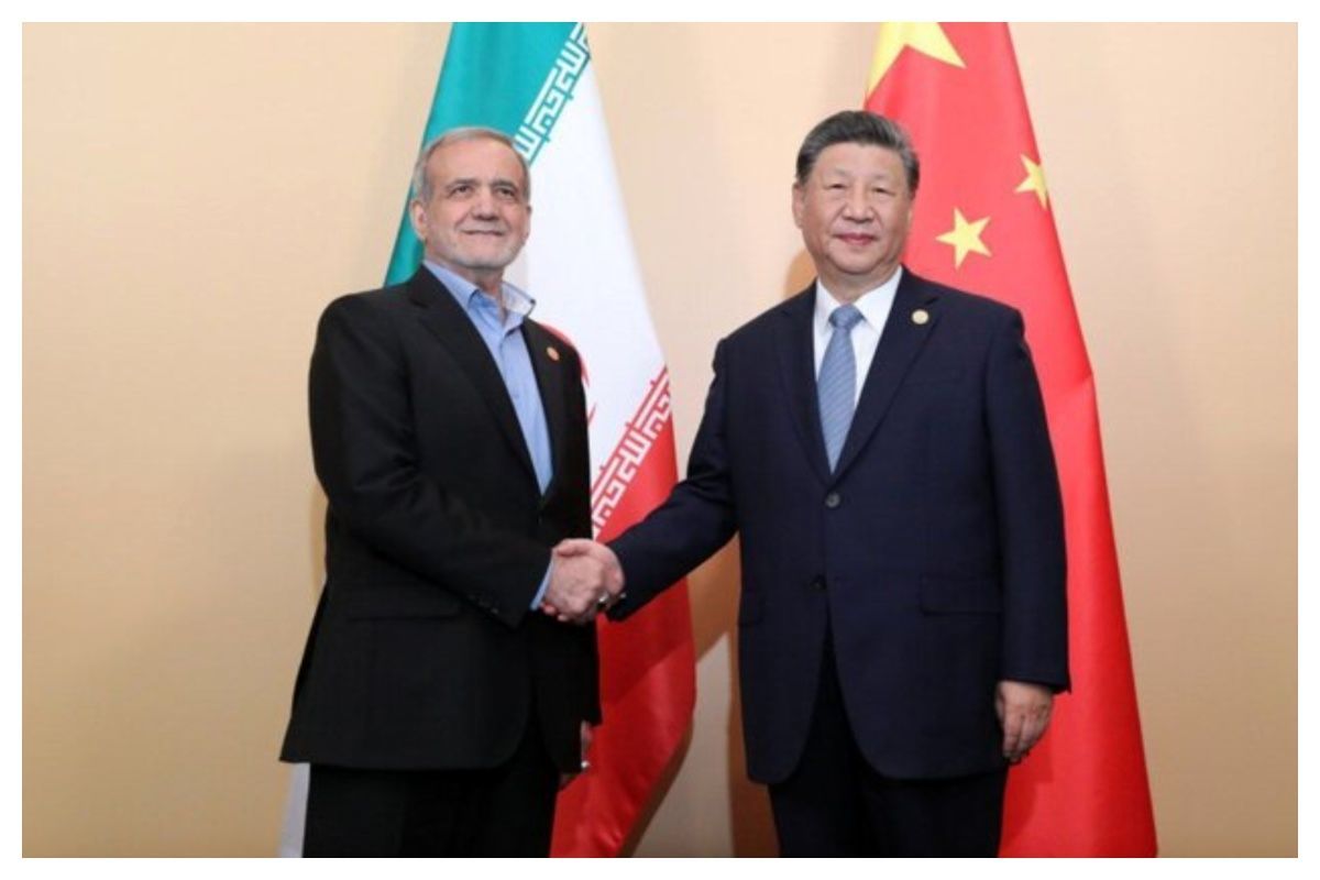 دیدار و گفت‌وگوی پزشکیان با رئیس‌جمهور چین