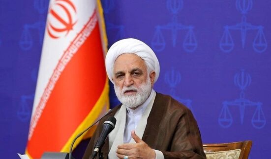 اژه‌ای: در مورد فهرست عفوهای مناسبتی دستورالعملی مشخص تدوین و ابلاغ شود