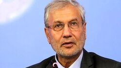 ربیعی: زدن شهید بهشتی زدن آینده بود