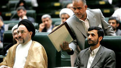 دولت‌های خاتمی و احمدی‌نژاد چه تفات‌هایی داشتند؟