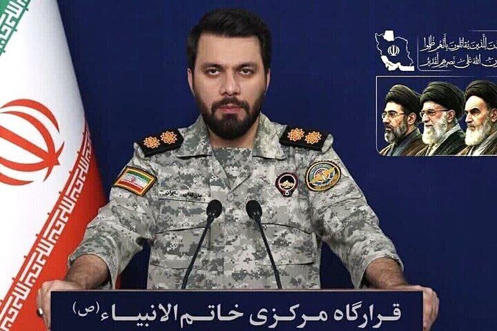 سخنگوی قرارگاه خاتم: به زودی پس از حصول اطمینان از حفظ جان خانواده‌ها و کارکنان کشتی مورد تجاوز آمریکا، اقدام می‌کنیم