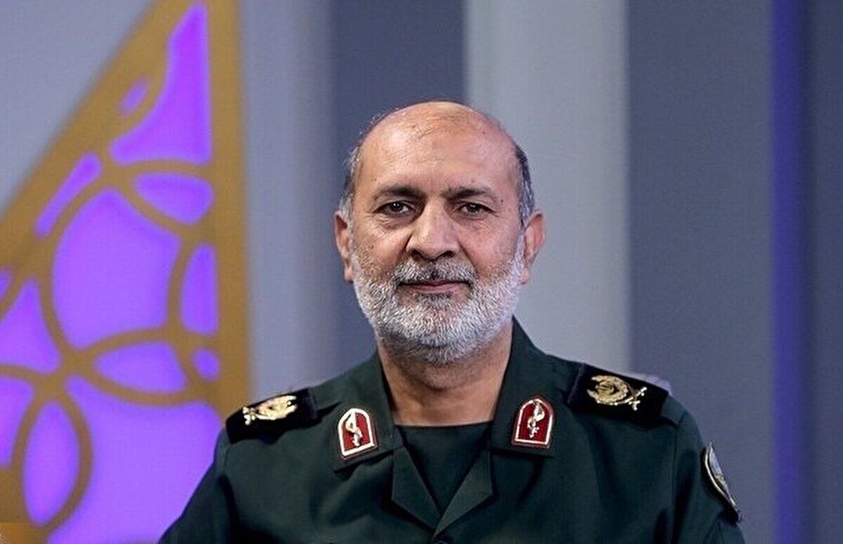 هشدار فرمانده ارشد نیروهای مسلح: اگر آمریکا دست به اشتباهی بزند، باید آماده استقبال از ردیف‌های پرشمار تابوت‌های سربازانش باشد
