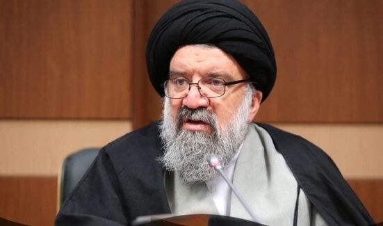 احمد خاتمی: تجمعات شبانه تا زمانی که مقام معظم رهبری لازم بدانند ادامه دارد