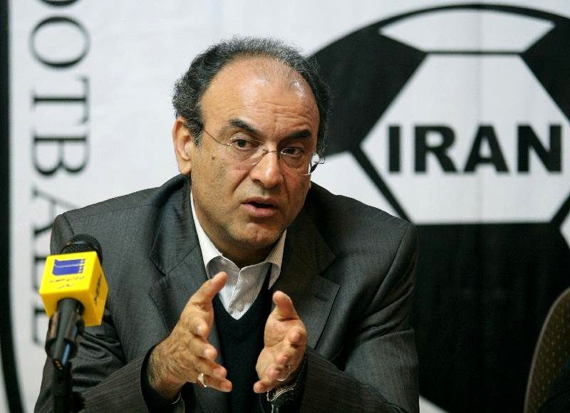 یکی از ستارههای تیم ملی، حواله خودرو دیگر بازیکنان را خرید