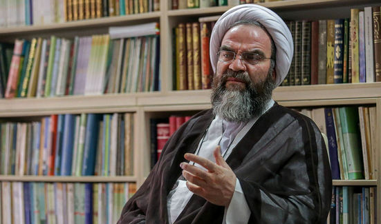 غرویان: فقه به طور غالب مردسالارانه نوشته شده و قوانین هم باید بر اساس فقه تنظیم شود