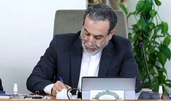 عراقچی: فرصتی تاریخی برای دستیابی به یک توافق بی‌سابقه داریم