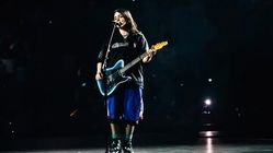 بیلی آیلیش به فهرست گرمی 2026 بازگشت!