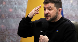 تایمز: در نخستین روز آغاز جنگ اوکراین، «زلنسکی» از دبیرکل ناتو خواست فوراً یک «منطقه پرواز ممنوع» ایجاد شود تا جلوی حملات هوایی روسیه گرفته شود