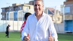 سرمربی پیشین پرسپولیس راهکاری برای مهار مسی داد