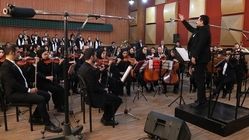 شاهنامه را با موسیقی زنده می‌کنند