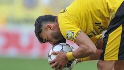 عکس | رامین رضائیان در یک اقدام زیبا، به کمک هموطنان سیستانی شتافت