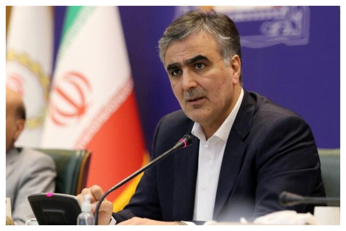 فرزین: هر پلتفرمی که اقدام به فروش طلا میکند باید آن کالا را در اختیار داشته باشد