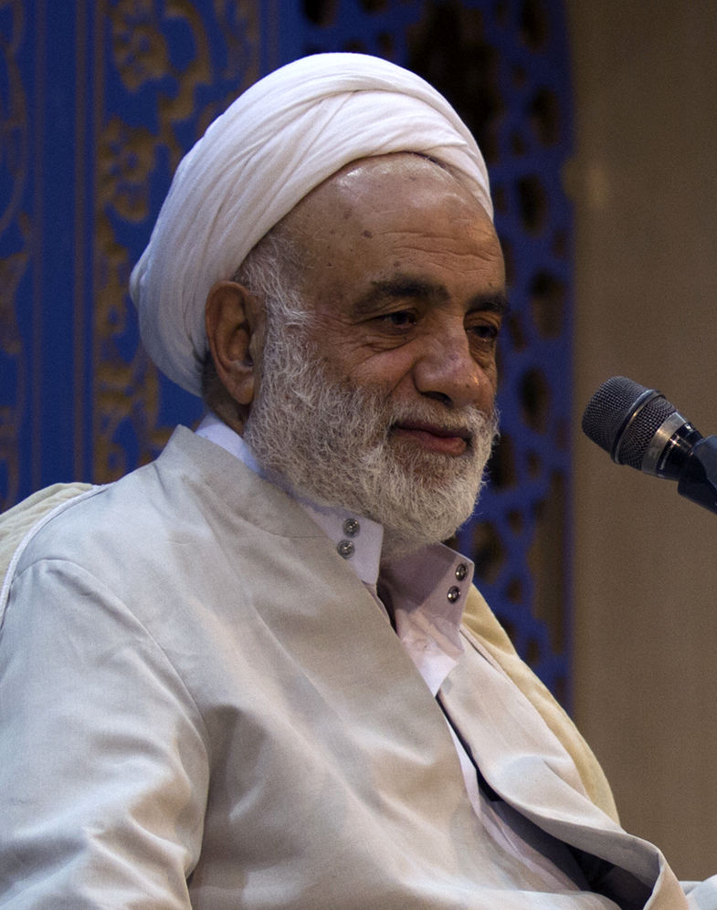 ویدئو | محسن قرائتی: مدرک مثل کش شلوار است، واجب است ولی ارزش ندارد!