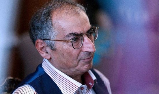 صادق زیباکلام بازداشت شد