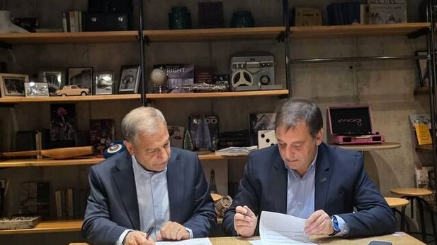 ایران و گرجستان درباره سفرهای خودرویی تفاهم نامه امضا کردند