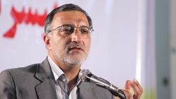 عکس | زاکانی با منتقدان با استفاده از دیوارهای تهران، تسویه حساب کرد!