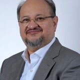 محمد شریعتمداری